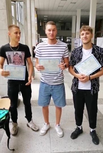 video_2022-08-01_15-59-54_Moment