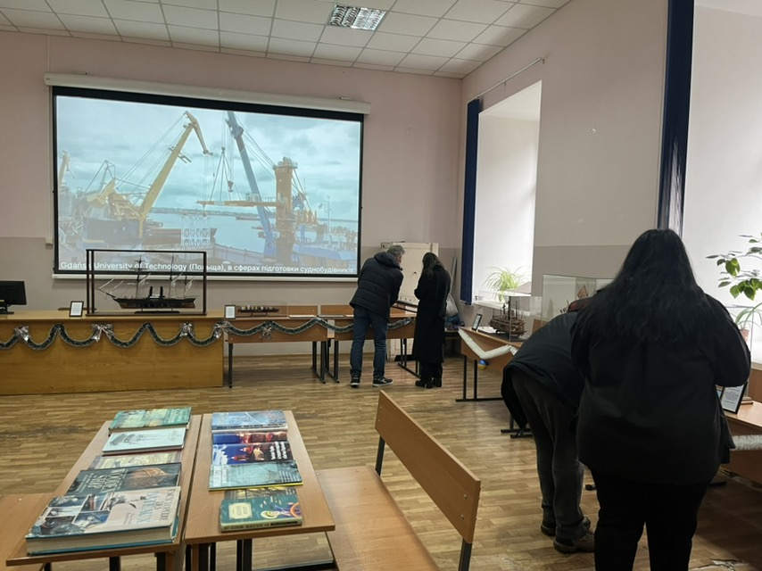 Відвідувачі виставки